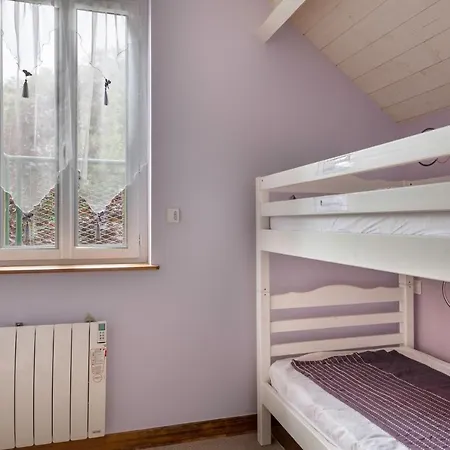 Charmante Maison Pour Six Personnes A פורנישי